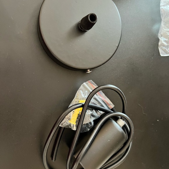 Hanging pendant lamp shade - Picture 7 of 7